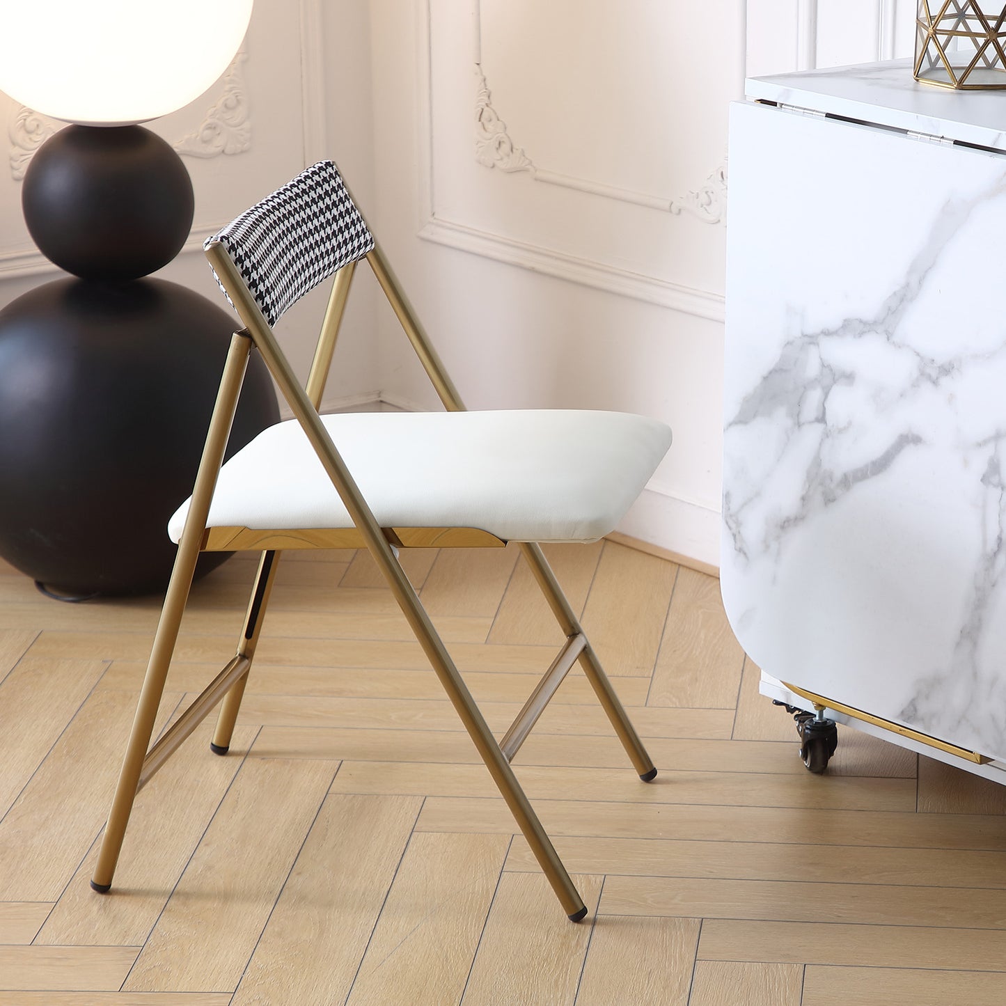 FUNROLUX Folding Dining Chairs Set of 2, Metal Folding Chairs with Padded Seat Foldable Dining Chairs for Kitchen Dining, Party Events (Gold)